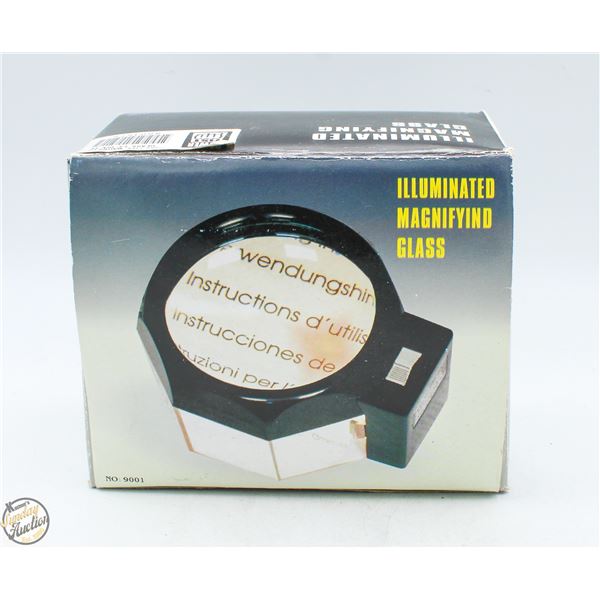 ILLUMINATED MAGNIFYING GLASS IN ORIGINAL BOX