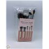 Image 1 : NEW HALEYS THE BRILLIAN BRUSH COLLECTION