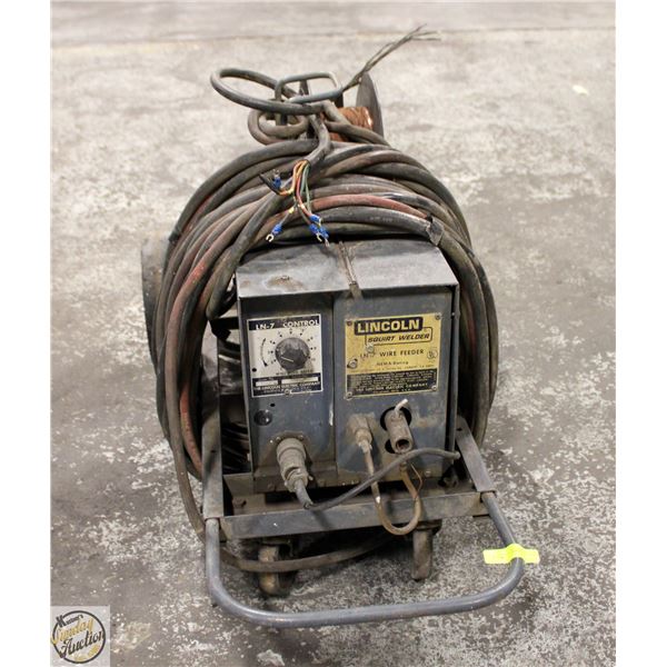 LINCOLN ELECTRIC MIG WELDER WITH CART