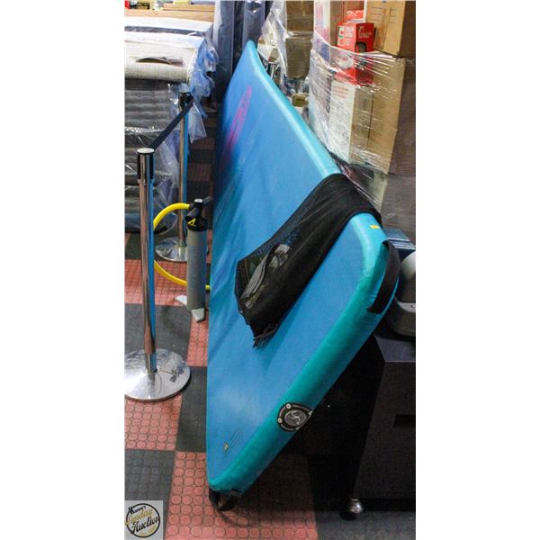 BODY GLOVE GYMNASTICS TUMBLE MAT WITH PUMP