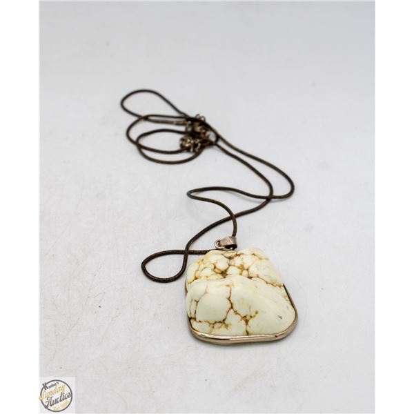 HANDMADE POLISHED ROCK PENDANT NECKLACE