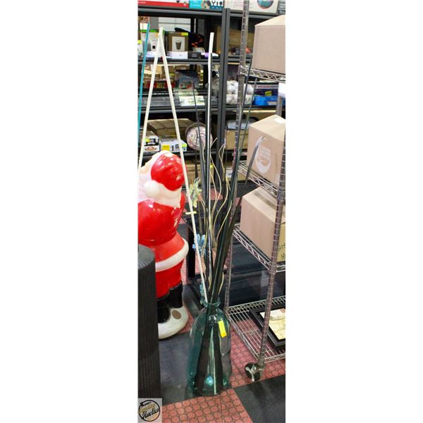 DECORATIVE VASE WITH DÉCOR