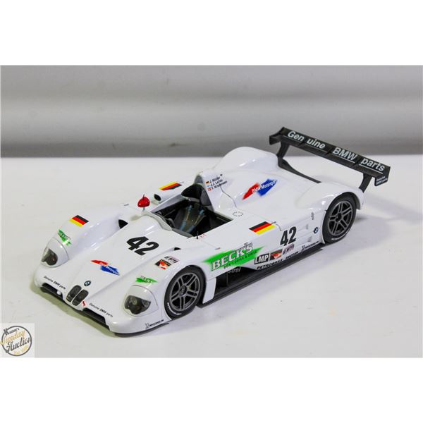 KYOSHO 1/18 SCALE DIECAST BMW V12 LMR MODEL