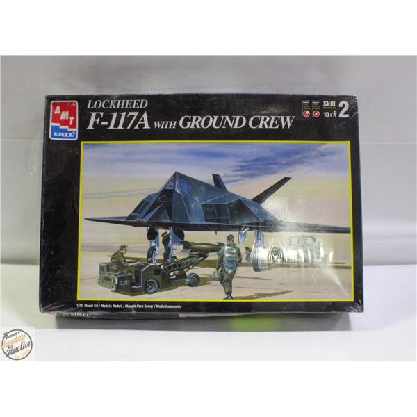 NEW AMT ERTL LOCKHEED F-117A W/ GROUND CREW