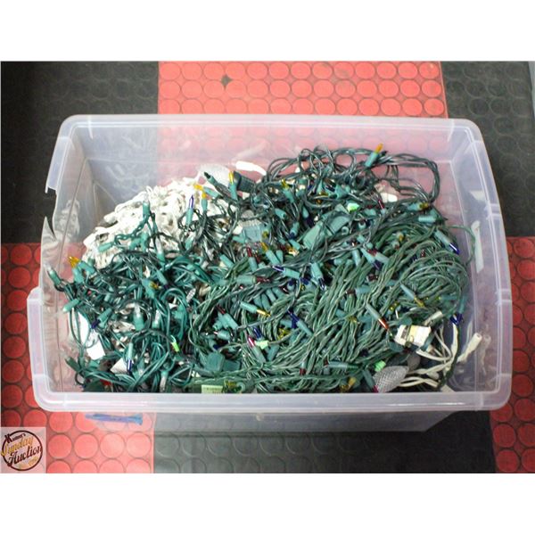BOX OF CHRISTMAS LIGHTS  TESTED AND WORKING