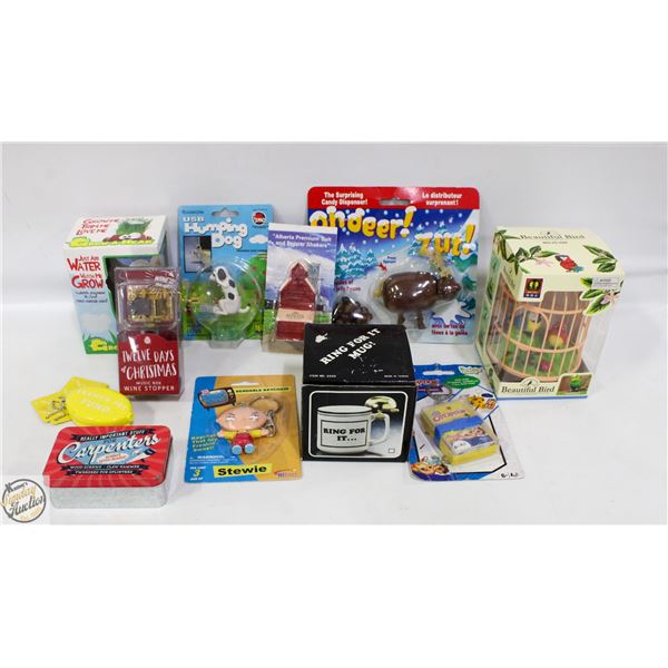 NEW/UNUSED 12 NOVELTY ITEMS