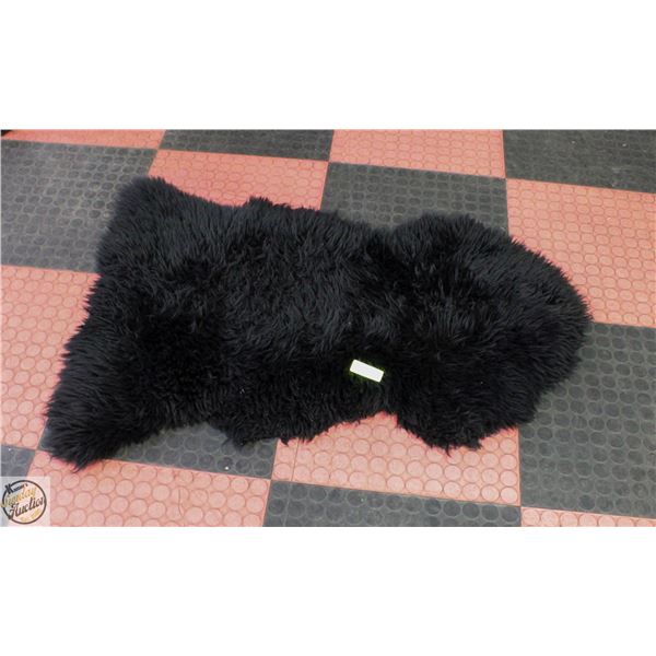 BLACK AUSTRALIAN SHEEPSKIN RUG-ESTTE