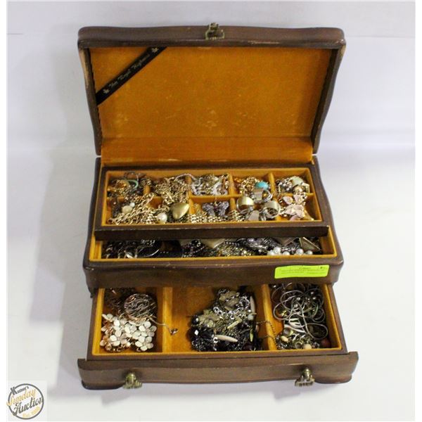 VINTAGE JEWELRY BOX FULL OF ESTATE JEWELRY