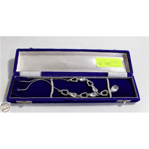 ESTATE VINTAGE NECKLACE IN BOX-ESTATE