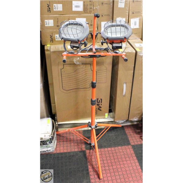 HDX TWO BULB WORKLIGHT ON STAND