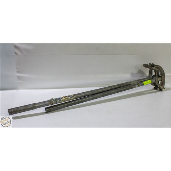 LOT OF 1/2 INCH EMT CONDUIT PIPE BENDER