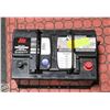 Image 1 : 12 VOLT BATTERY GROUP 40R/ 725 CRANKING AMP