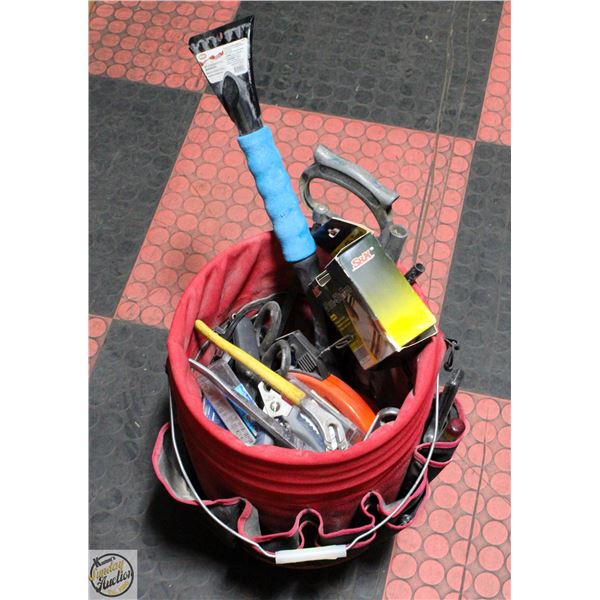 BUCKET WITH WORKSMAN BELT AND CONTENTS