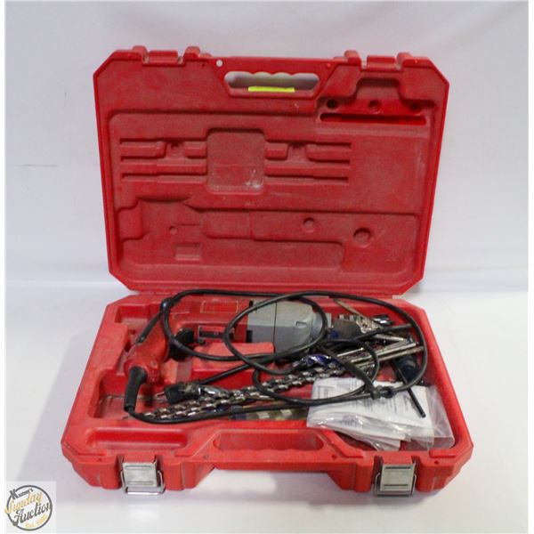 MILWAUKEE ROTARY HAMMER DRILL IN CASE