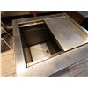 Image 3 : Stainless International Ice Bin 24" x 28" x 32"H