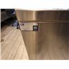 Image 6 : Stainless International Ice Bin 24" x 28" x 32"H