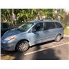 Image 1 : Toyota Sienna LE Van 106969 Miles Lic. 389TXV (Starts & Runs)