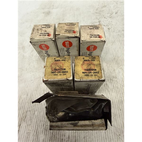 Lot of Sun Hydraulics Items