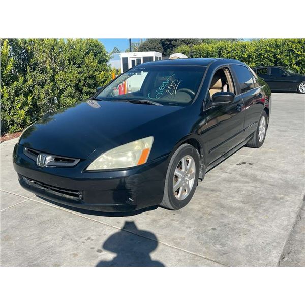 HOND ACCORD 2005 T-DONATION