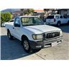 Image 2 : TOYT TACOMA 2004 T-2 DAYS