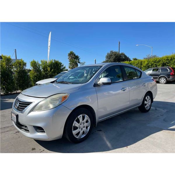 NISS VERSA 2012 T-DONATION