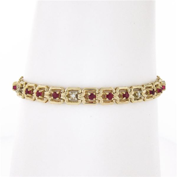 14k Gold 2.14 ctw Alternating Round Ruby & Diamond Open Square Chain Link Bracel