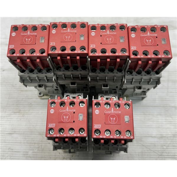 Lot of (6) Allen Bradley Contactors