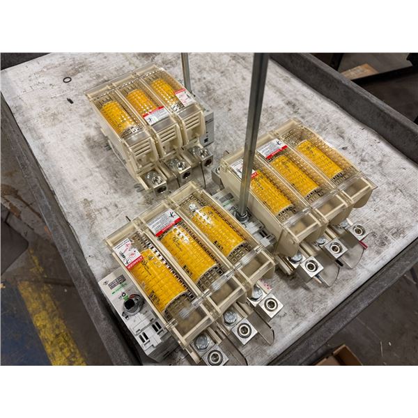 Lot of (3) Schneider Electric #GS2MU3N Switch Disconnector w/ Fuses
