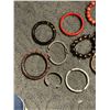 Image 2 : 12 Bracelets Made from a Variety of Materials.