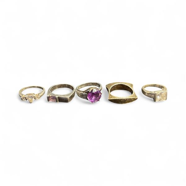 5 Sterling Silver & Gemstone Rings - Variety of styles and sizes - Total weight including gems: 27 g