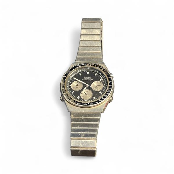 Men's Seiko Quartz Chromograph Watch - Stainless Steel - 7A28-7039  A4. No box. Not authenticated.