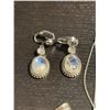Image 3 : Vintage Sterling Silver & Moonstone Necklace & Clip-On Earrings Set - Total weight including gemston