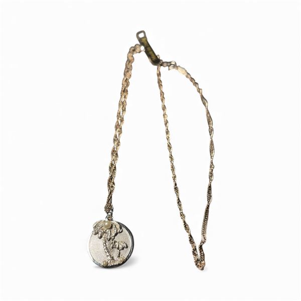 Sterling Silver & Pearl Hawaii Pendant on 24" Sterling Singapore Chain - Weight: 9.5 grams