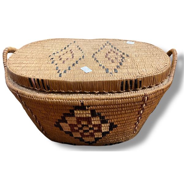 Vintage Oval Handwoven Basket - Geometric Diamond Pattern