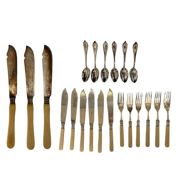 Group of Vintage Silver Plated Flatware - 6 Faux Bone Handled Knives & Forks, 3 Large Knives & 6 Rog
