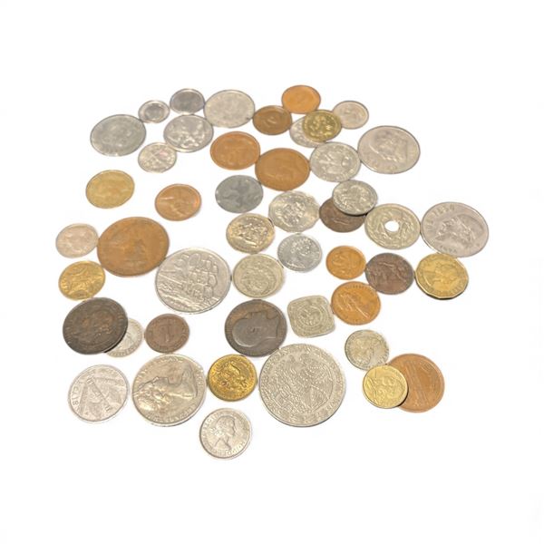 7.5 Ounce Bag of Assorted World Coins - Circulated