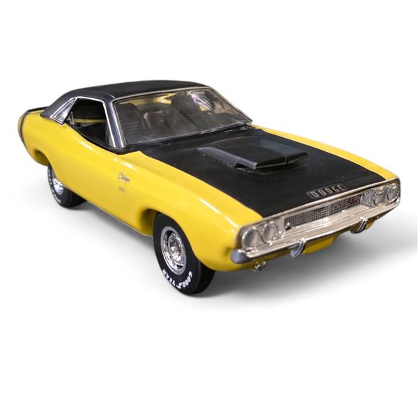 James Beam "1970 Yellow Dodge Challenger Hard Top 250" Liquor Decanter