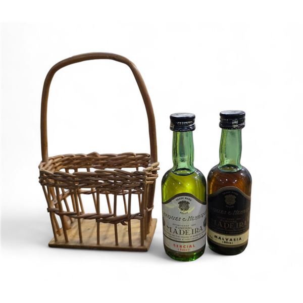 Vintage Henriques & Henriques Madeira Minis Gift Set in Wicker Holder - 1 each of 50ml White & Red M