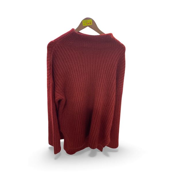 Large Hugo Boss Sweater