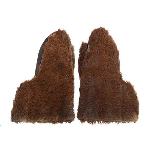 Tombstone, A.T. Bear Hide Stagecoach Gauntlets