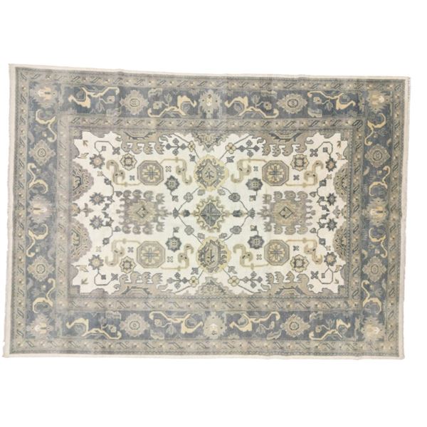 Oushak Persian Ivory Beige Hand Knotted Rug c1930s