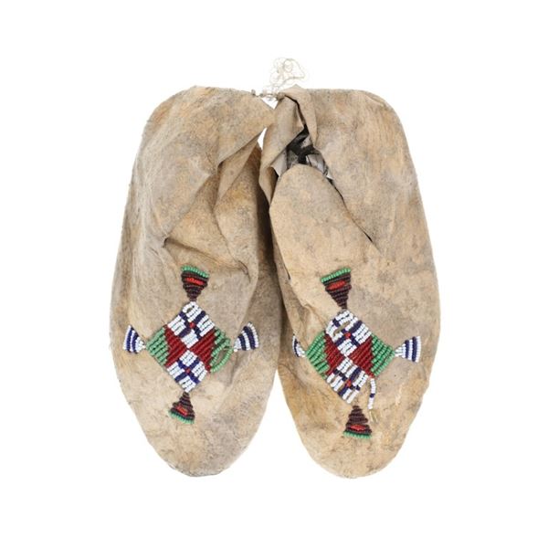 Ca. 1890 Jicarilla Apache Beaded Moccasins