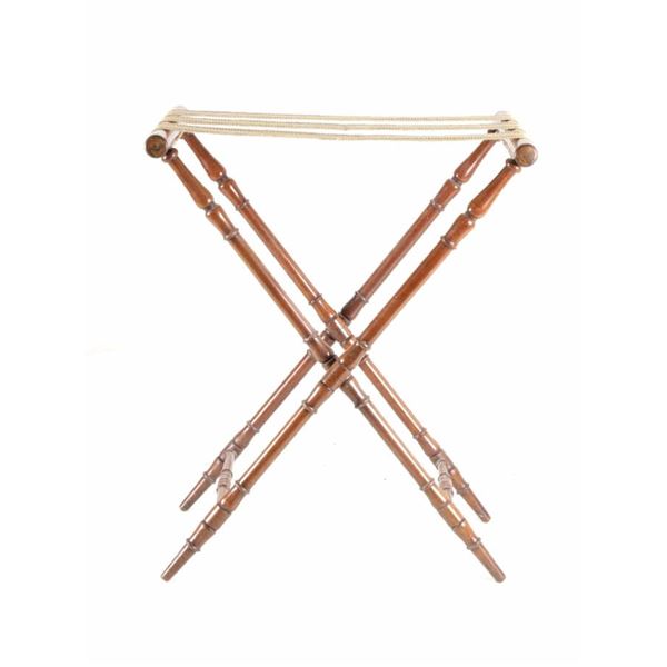 NE Familial Estate King George III Suitcase Stand