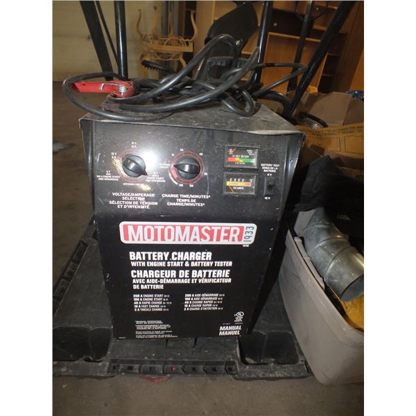 Motomaster Battery Charger