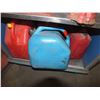 Image 2 : 4 Assorted Jerry Cans