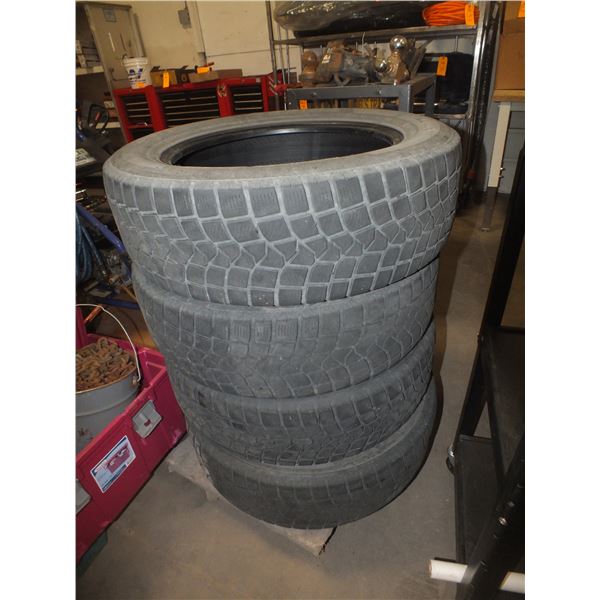 Set of 4 Haida Winter Tires