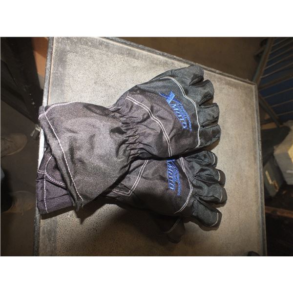 Large Winter Gloves