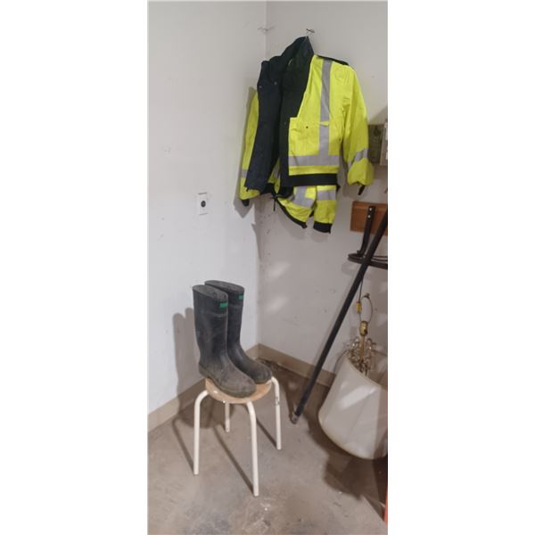Safety Coats & Boots