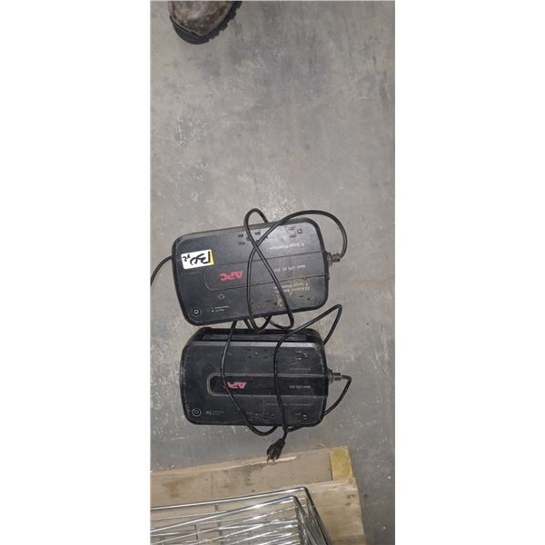 2 110V power distribution box's