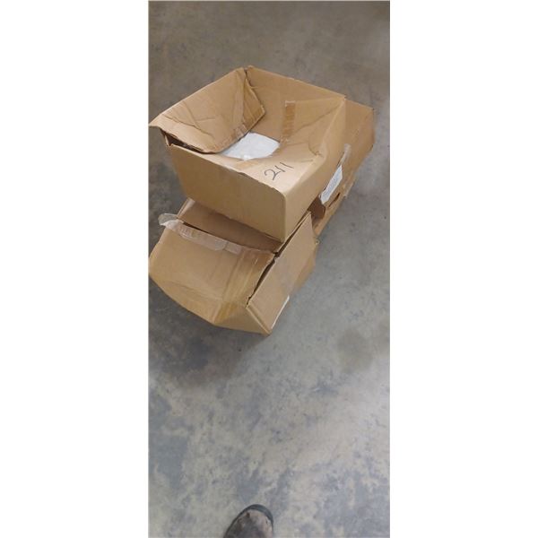 5 CASES OF WHITE 7.5 X10 INCH PLASTIC BAGS  1000/ CASE